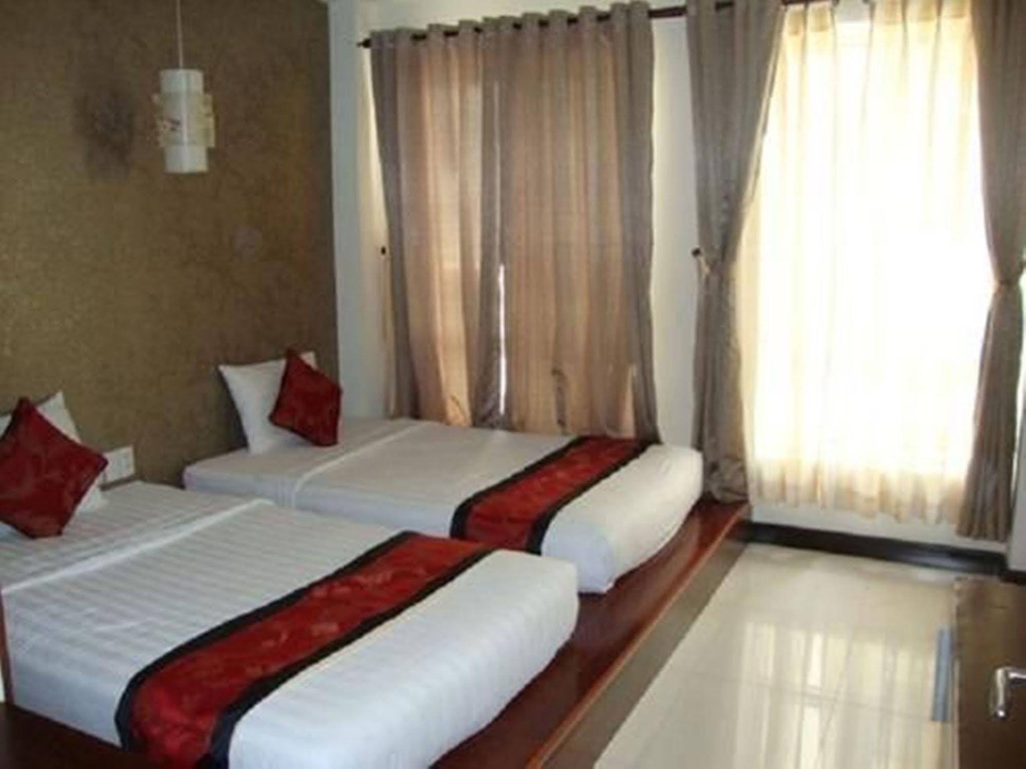 Trung Son Hotel *